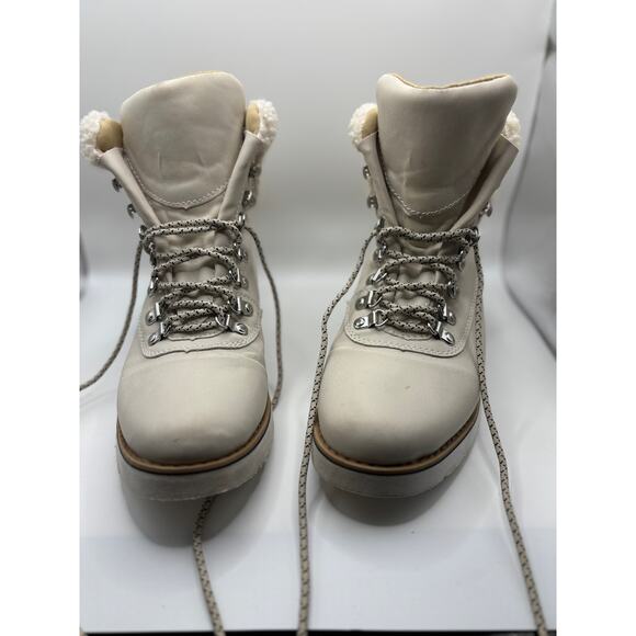 Off White Winter Boots - Picture 1 of 4